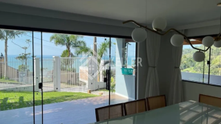 Excelente Casa com Vista Mar na Bacia da Vovó – Penha/SC