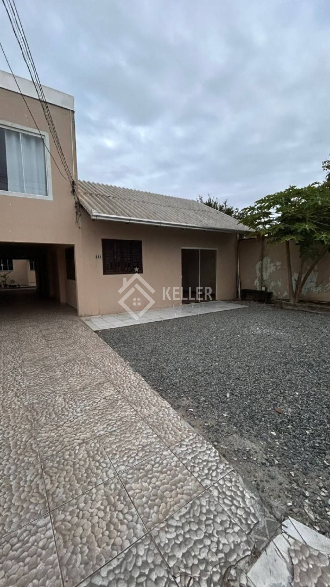 Casa Para Alugar com 2 quartos no bairro Centro em Penha