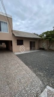 Casa Para Alugar com 2 quartos no bairro Centro em Penha