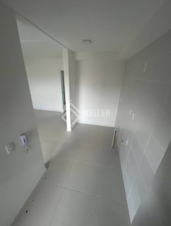 Apartamento Giardino Para Vender com 02 quartos 01 suítes no bairro Armação em Penha