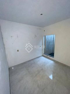 Geminado moderno com 2 quartos, sendo 1 suíte, acabamento impecável e localização privilegiada!