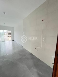 GEMINADO MODERNO COM SUÍTE, CHURRASQUEIRA E AMPLO ESPAÇO EXTERNO!