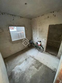 GEMINADO MODERNO COM 3 QUARTOS E 2 SUÍTES!