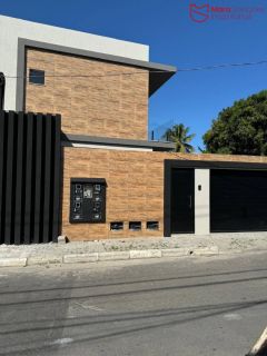 Casa em Pitangueiras