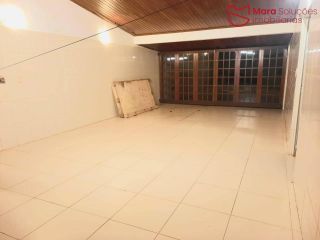 Sua Nova Casa dos Sonhos em Vilas do Atlântico!