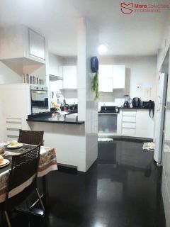 Sua Nova Casa dos Sonhos em Vilas do Atlântico!