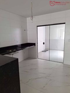 casa duplex que redefine o conceito de lar! Com 4 suítes luxuosas.