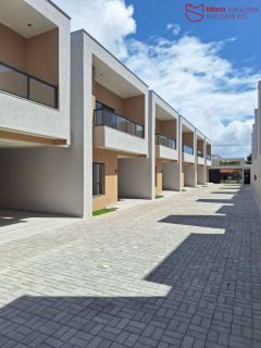 casa duplex que redefine o conceito de lar! Com 4 suítes luxuosas.