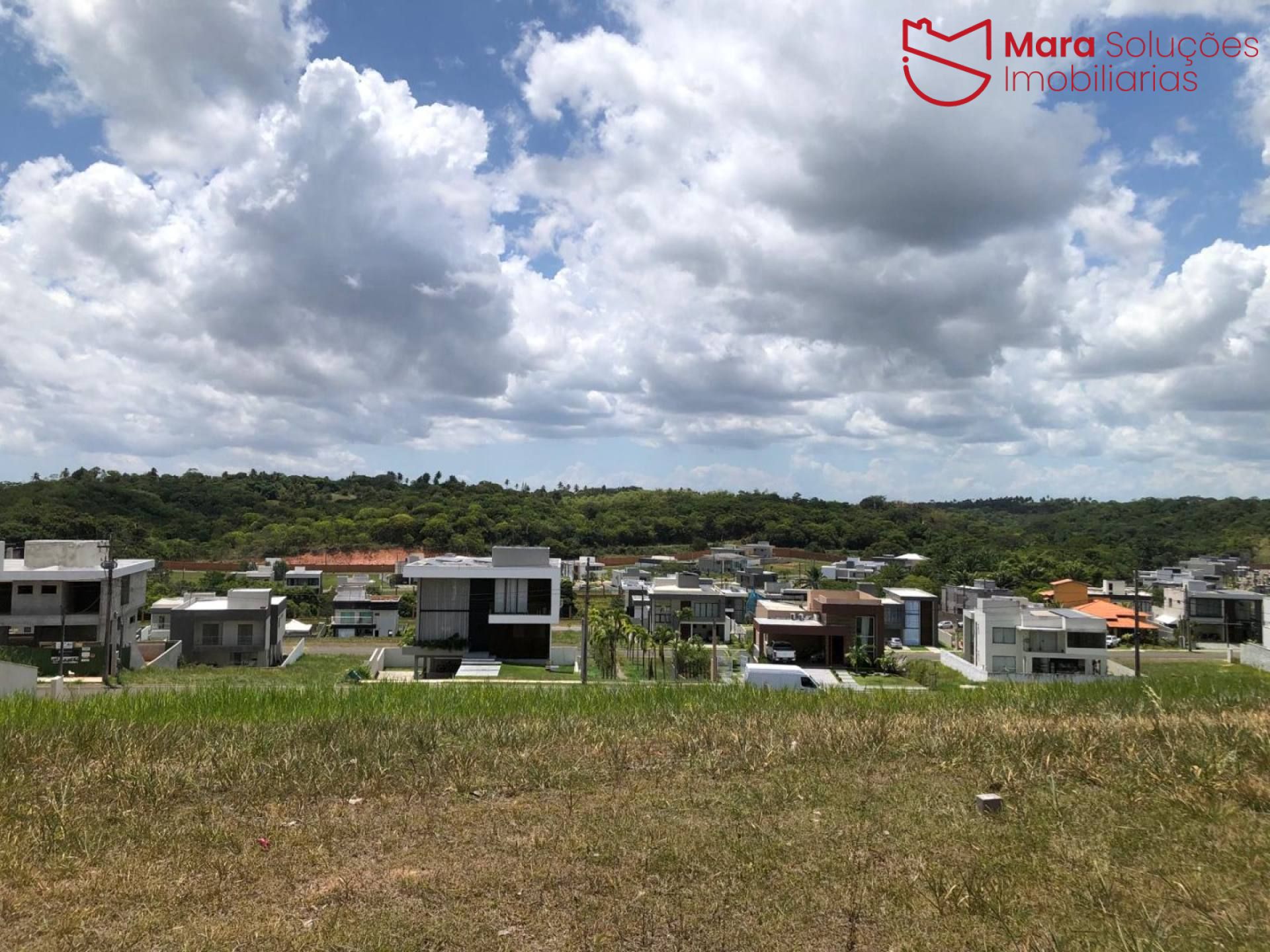 ? Vendo Terreno no Alphaville Litoral Norte III –?