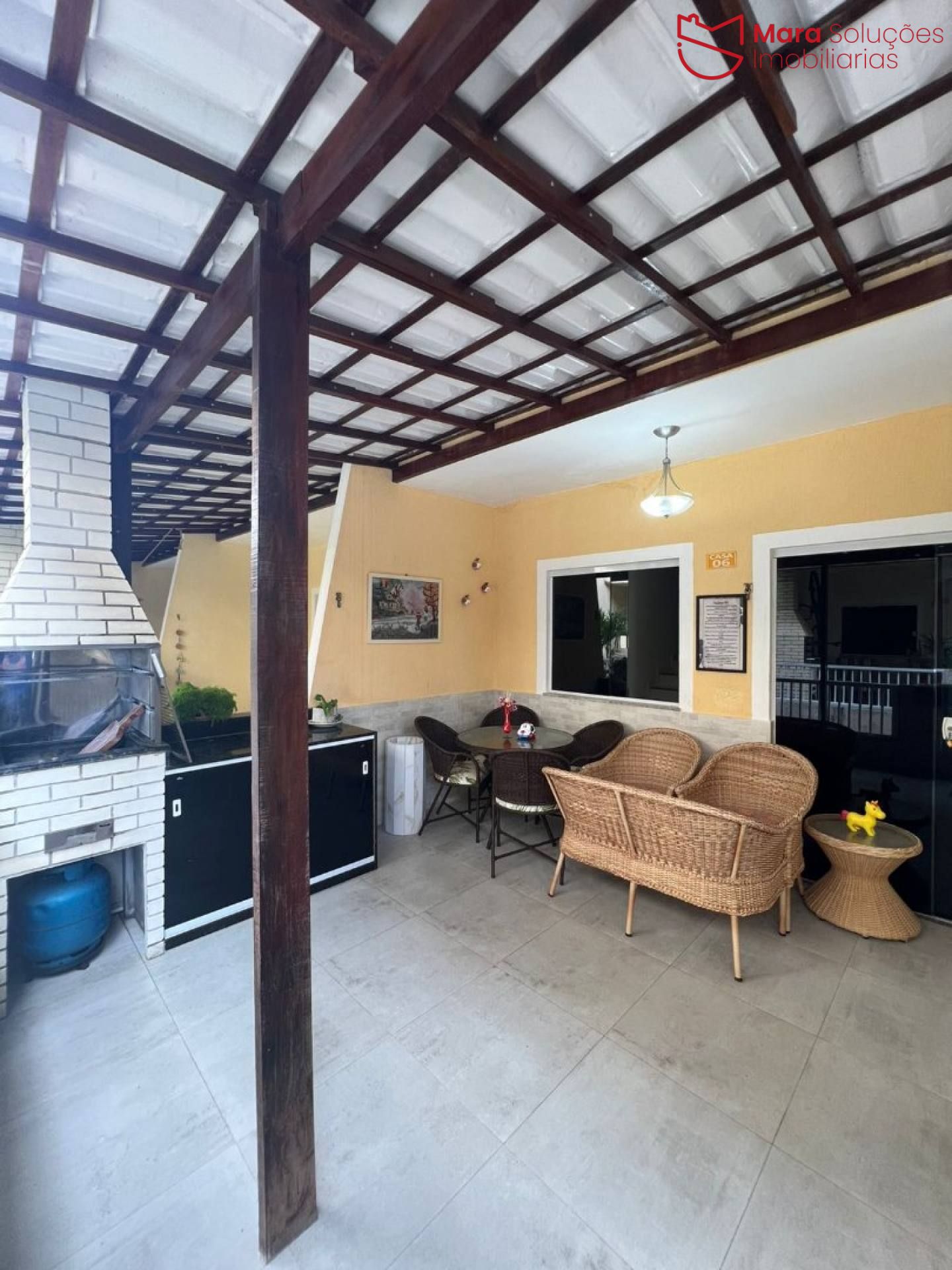 EXCELENTE OPORTUNIDADE NO BAIRRO PRAIA DE IPITANGA!