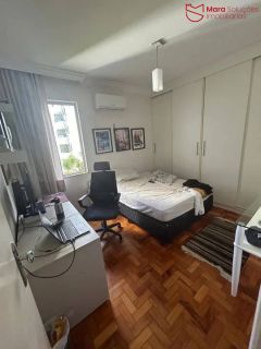 Belíssimo apartamento á venda no Itaigara.
