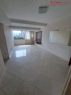 Belíssimo apartamento á venda no Itaigara.