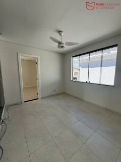 ? Casa de Esquina em Condomínio Fechado – Localização Privilegiada!
