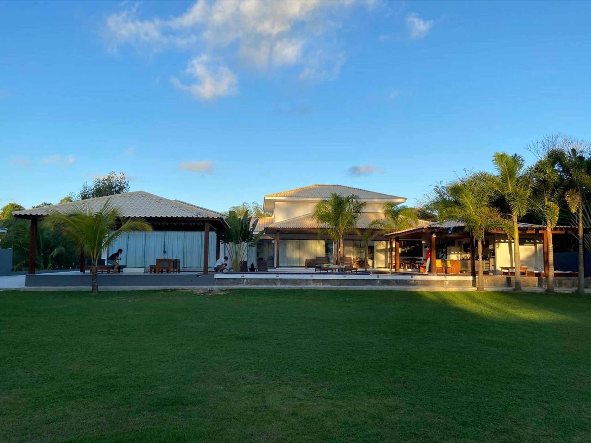 Descubra o Refúgio dos Seus Sonhos no Exclusivo Condomínio Encontro das Águas!