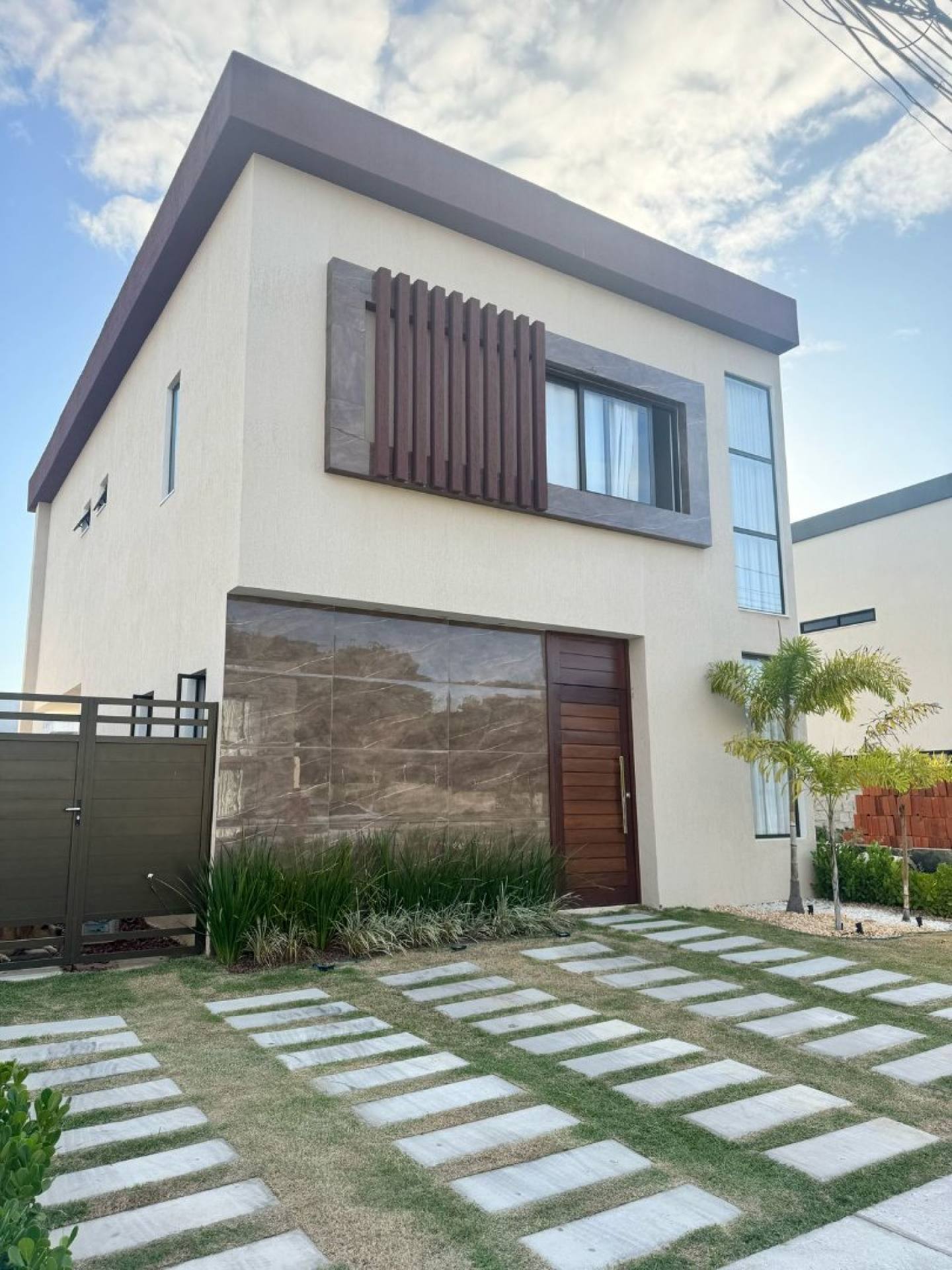 Descubra o Seu Refúgio dos Sonhos na Vila Florença!