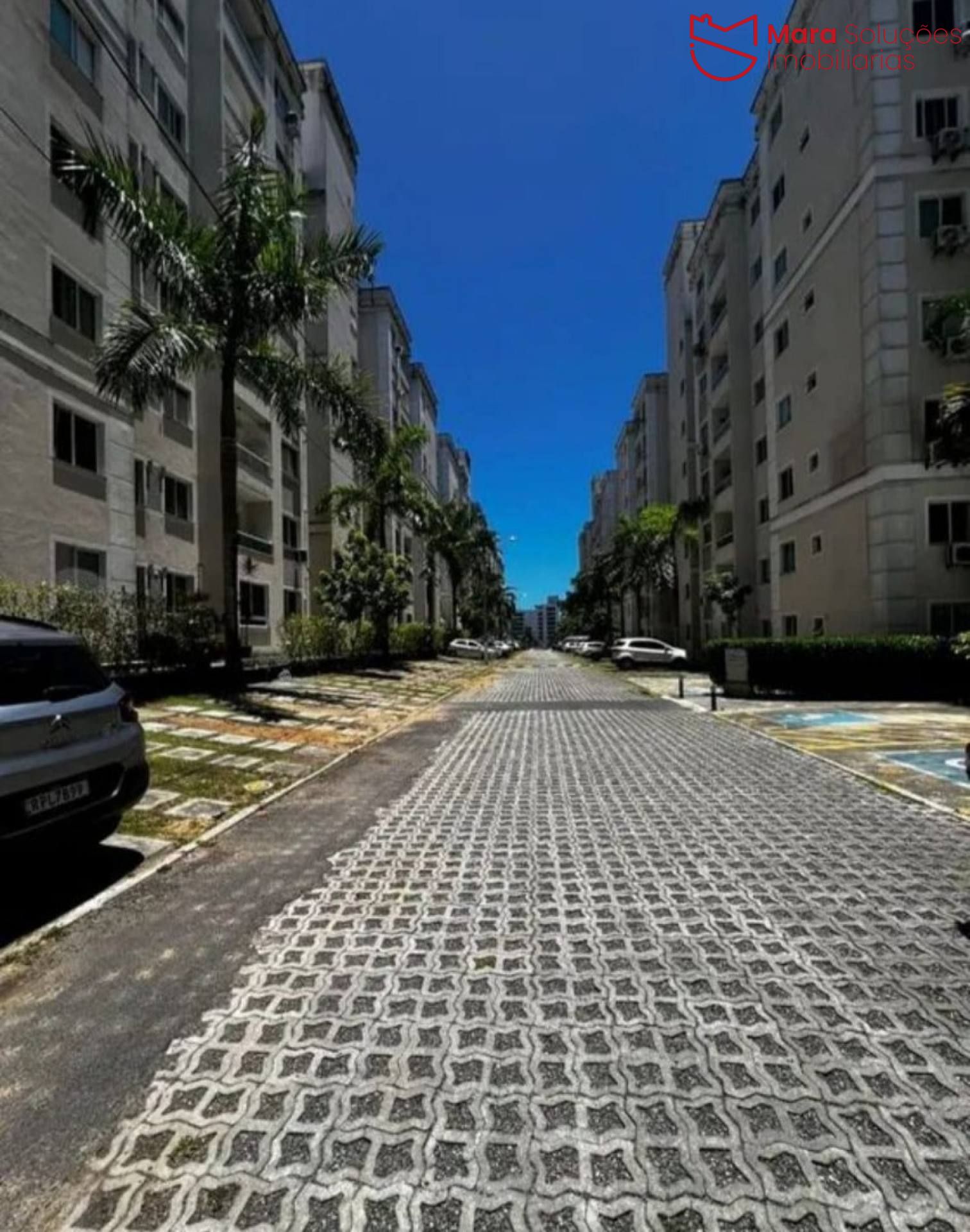 Apartamento 2/4 com suite em Buraquinho