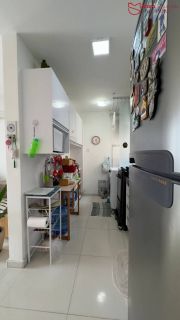 Apartamento 2/4 com suite em Buraquinho.