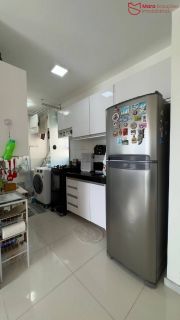 Apartamento 2/4 com suite em Buraquinho.