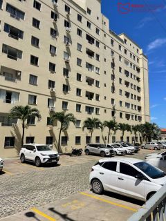 Cobertura no centro de Lauro com 2/4.