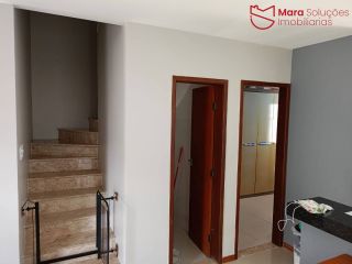 VENDA | Casa Solta - 4 Quartos - Próxima à Praia!