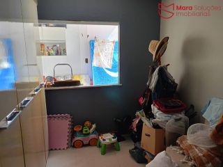 VENDA | Casa Solta - 4 Quartos - Próxima à Praia!