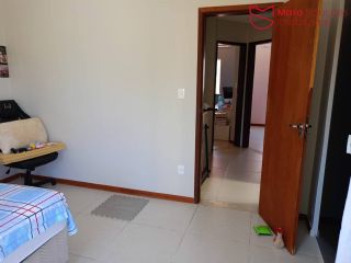 VENDA | Casa Solta - 4 Quartos - Próxima à Praia!