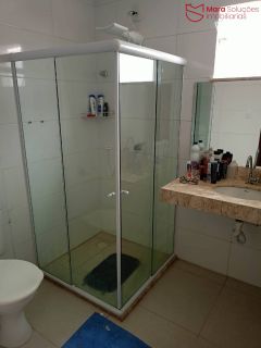 VENDA | Casa Solta - 4 Quartos - Próxima à Praia!