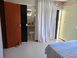 VENDA | Casa Solta - 4 Quartos - Próxima à Praia!