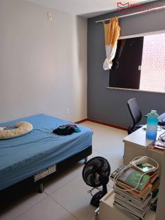 VENDA | Casa Solta - 4 Quartos - Próxima à Praia!