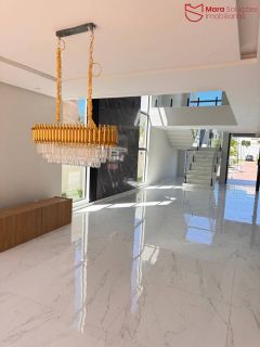 Casa de Alto Padrão à Venda – Condomínio Porto Real | Av. Priscila Dutra