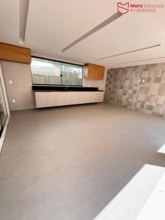 Casa de Alto Padrão à Venda – Condomínio Porto Real | Av. Priscila Dutra