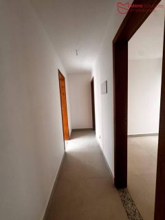 Casa em Ipitanga com 4/4 - condomínio fechado.