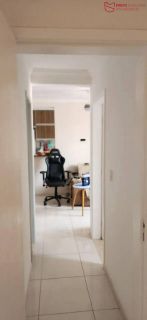 Vendo Apartamento • R$ 200.000,00.