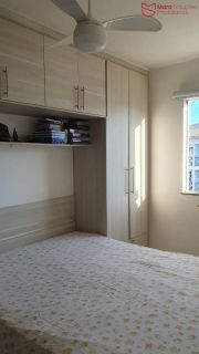 Apartamento com 2/4 sendo suite, á venda no cond. Bosque da Aldeia.
