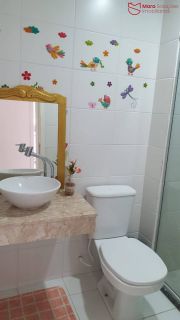 Apartamento com 2/4 sendo suite, á venda no cond. Bosque da Aldeia.