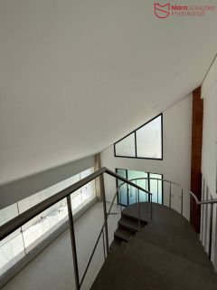Casa de Cond. á Vender com 3/4, 2 suítes em Buraquinho.