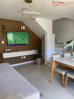 Casa de cond. á venda 2/4, sendo 1 suíte, em abrantes.