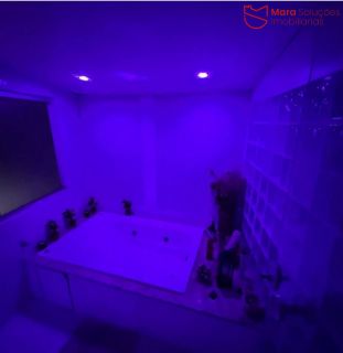 Casa de condomínio á venda com 4/4, sendo 1 suíte no Residencial Safira.