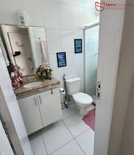 Casa de condomínio á venda com 4/4, sendo 1 suíte no Residencial Safira.