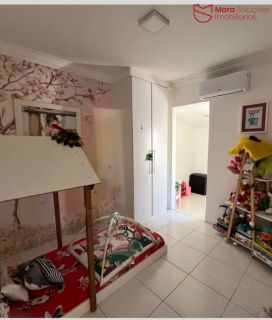 Casa de condomínio á venda com 4/4, sendo 1 suíte no Residencial Safira.