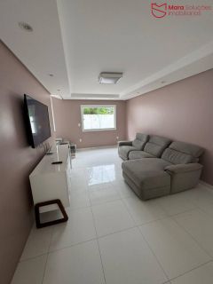 Casa à venda com 3 suítes no Miragem – Lauro de Freitas