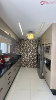 Casa à venda com 3 suítes no Miragem – Lauro de Freitas