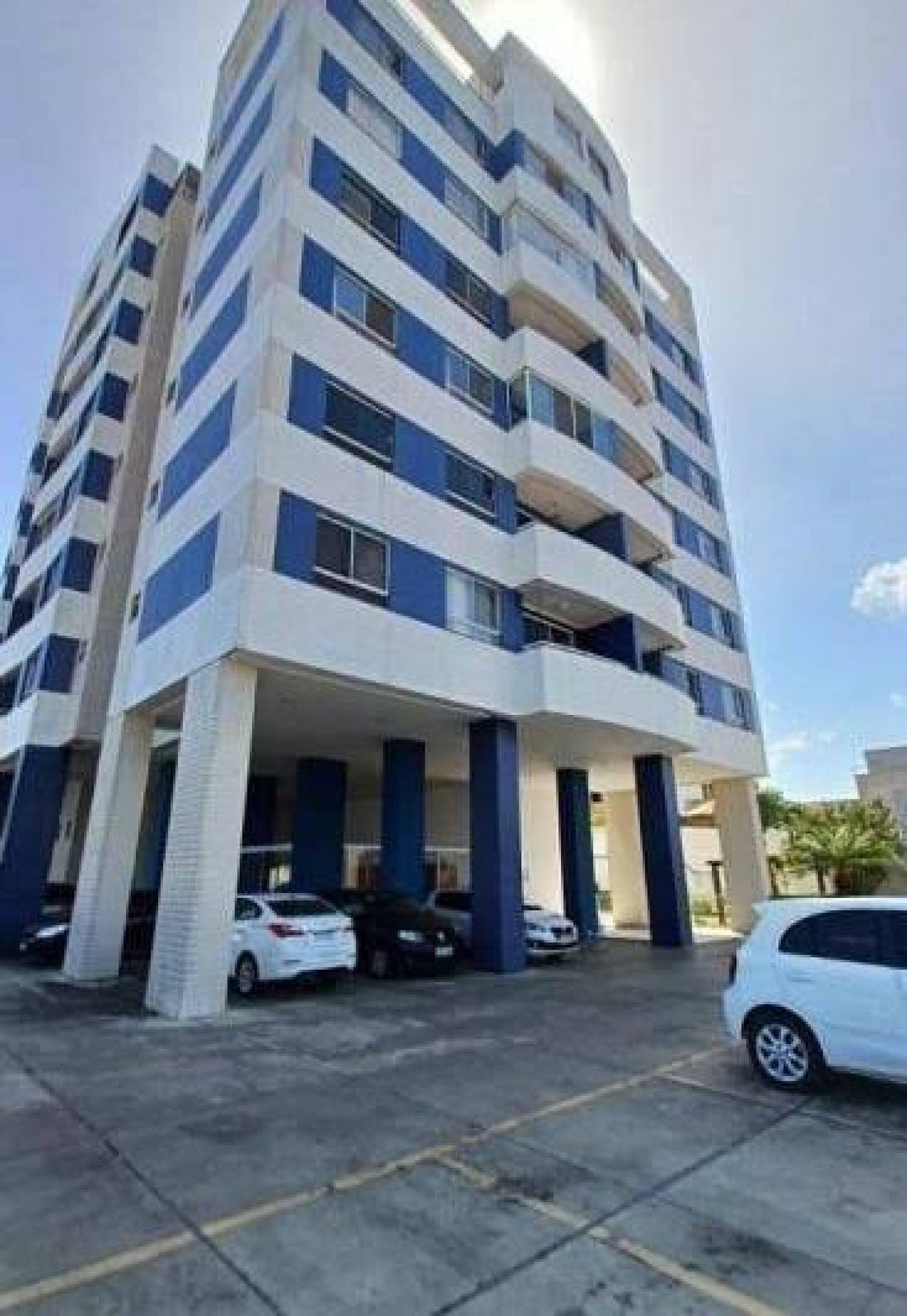 Apartamento 2/4 com suite no jardim aeroporto - Lauro de Freitas