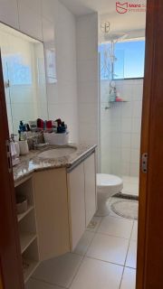 Apartamento 2/4 com suite no jardim aeroporto - Lauro de Freitas