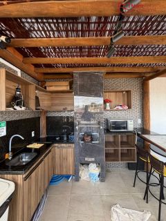 Casa à venda com 3 suítes no Miragem – Lauro de Freitas.