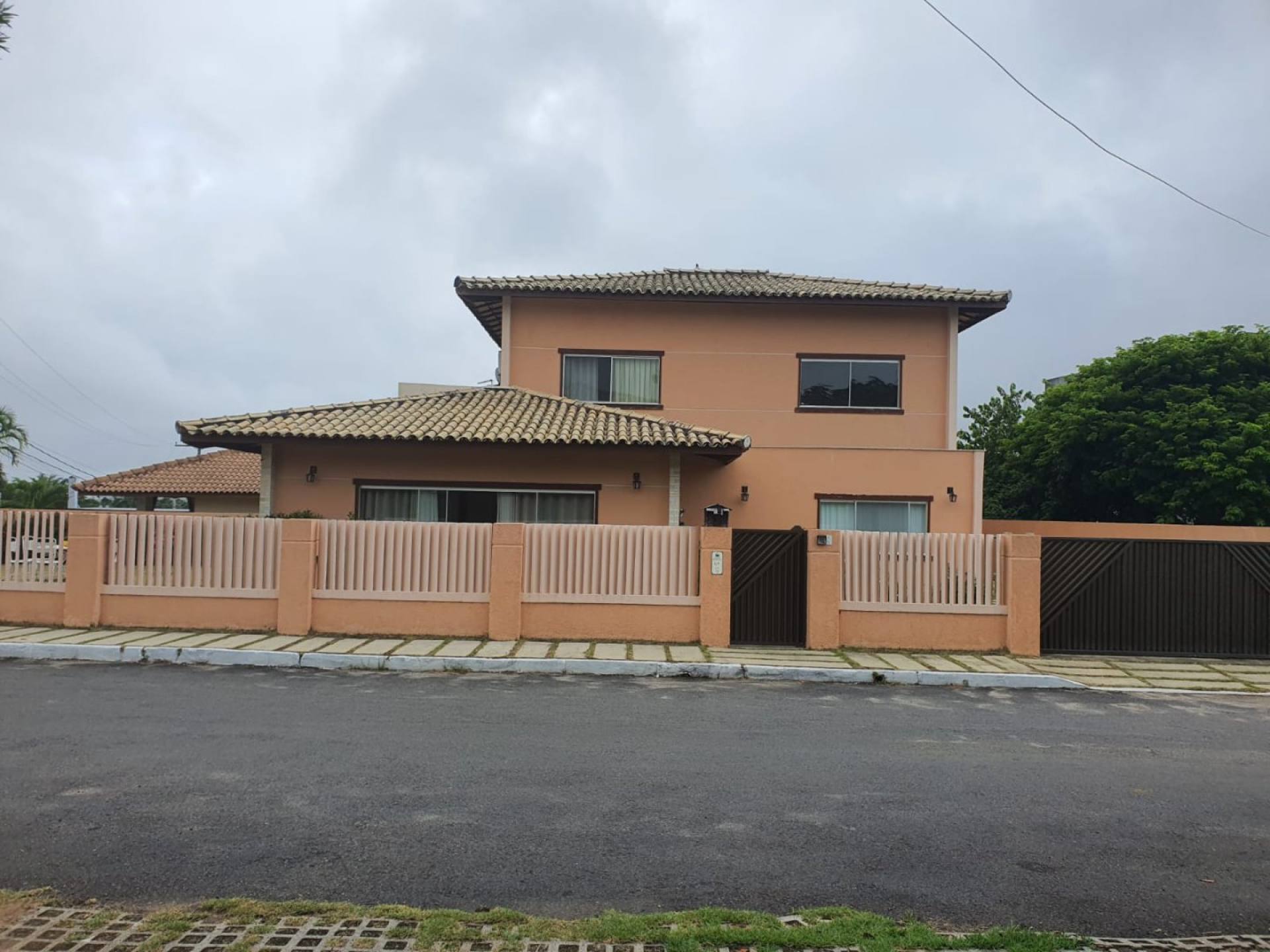 VENDA – CASA EM CONDOMÍNIO FECHADO | VILLAS DO BOSQUE – LAURO DE FREITAS