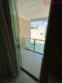 Casa de Cond. á Venda com 2/4, suítes em Vila praiana.
