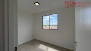 Apartamento no Residencial Mar de Abrantes.