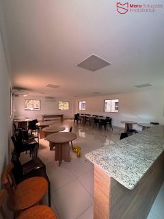 Apartamento com 2/4 térreo no centro de Lauro de Freitas.