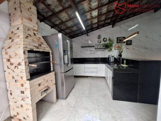 Casa duplex mobiliada em Buraquinho (Foz do Joanes)